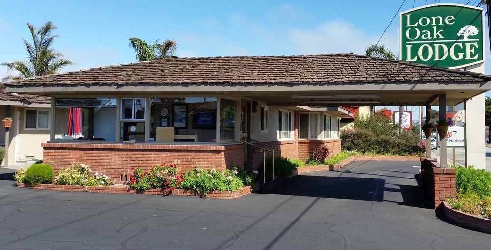 Lone Oak Lodge Monterey Exterior photo